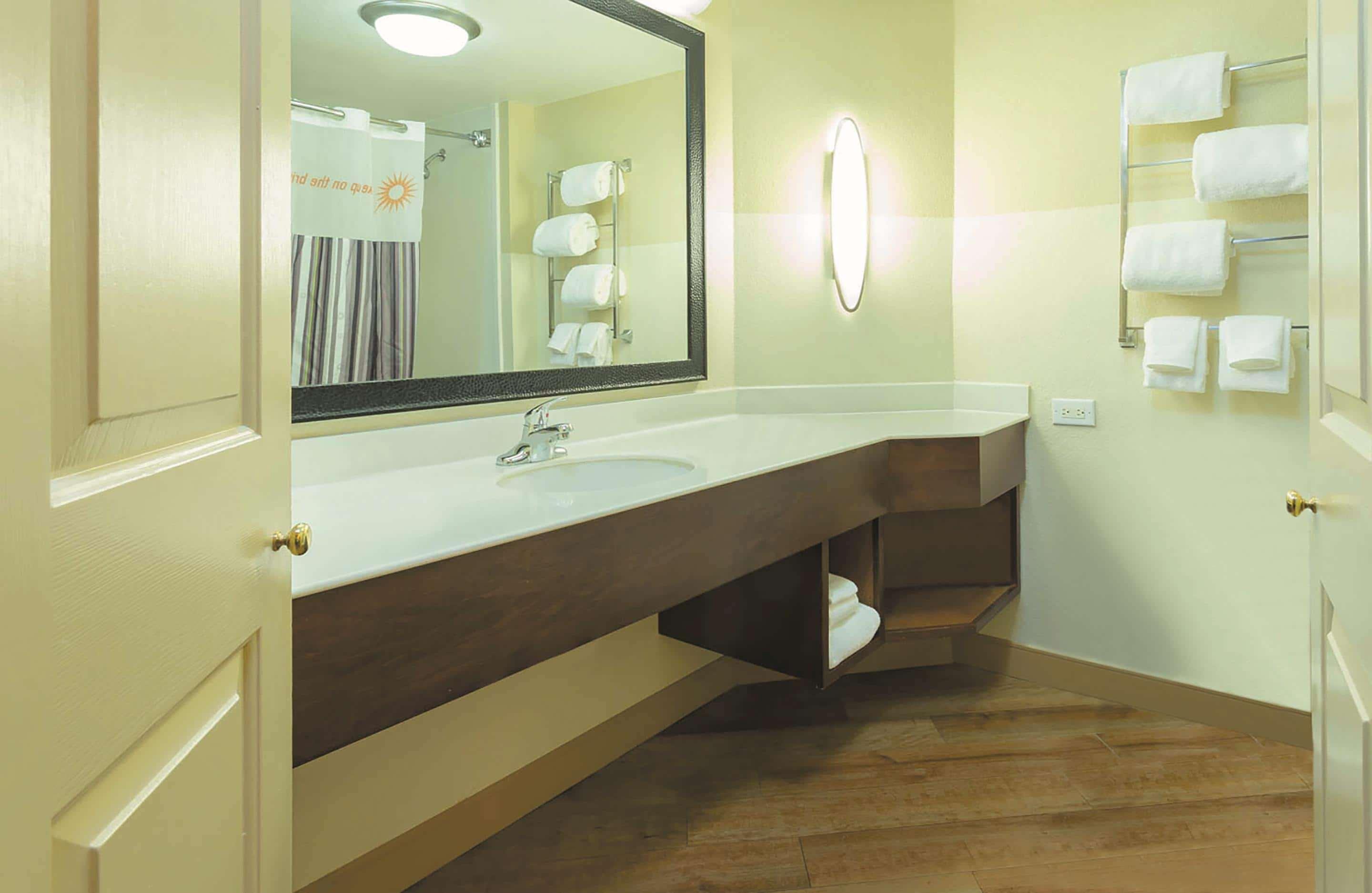 Hotel La Quinta By Wyndham Raleigh/Durham Southpoint Zewnętrze zdjęcie
