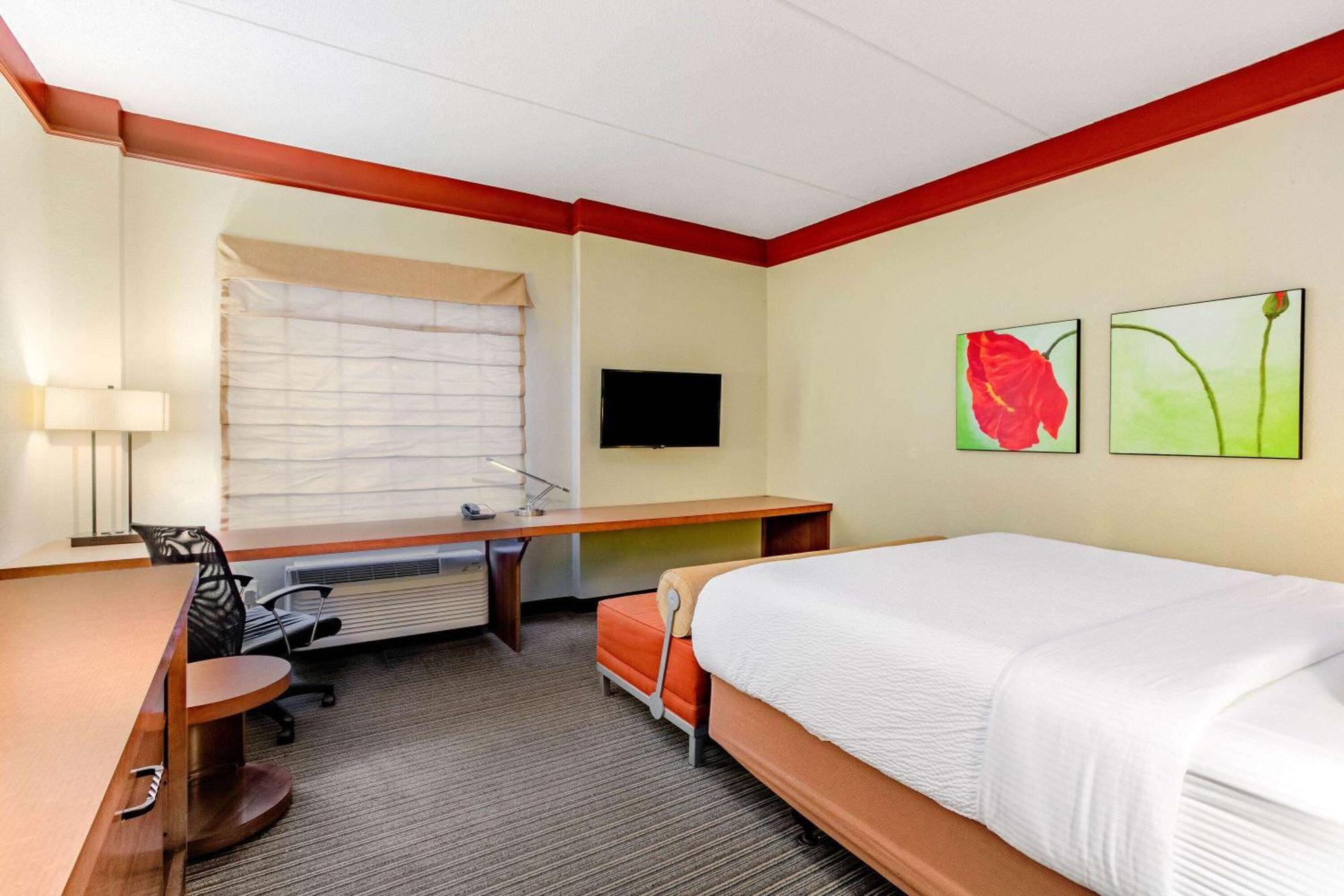 Hotel La Quinta By Wyndham Raleigh/Durham Southpoint Zewnętrze zdjęcie